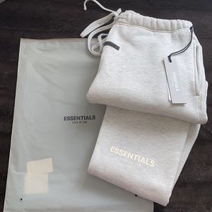 SOLD L1 - NWT Essentials Fear of God Joggers Off-white heather oatmeal small